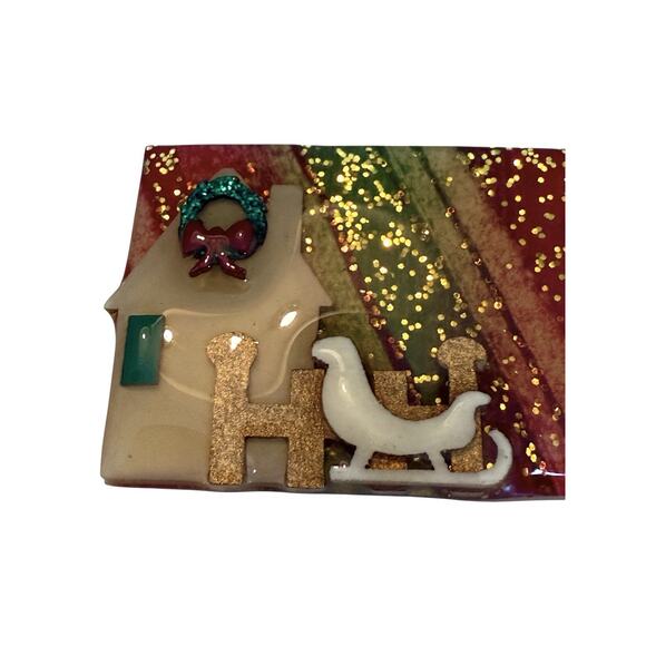 House Pins by Lucinda Christmas Pin Wreath, Heart, Sleigh, Two Houses Rectangle - Picture 4 of 7